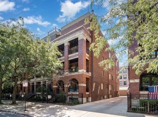 1037 W Monroe St Unit 3, Chicago, IL 60607