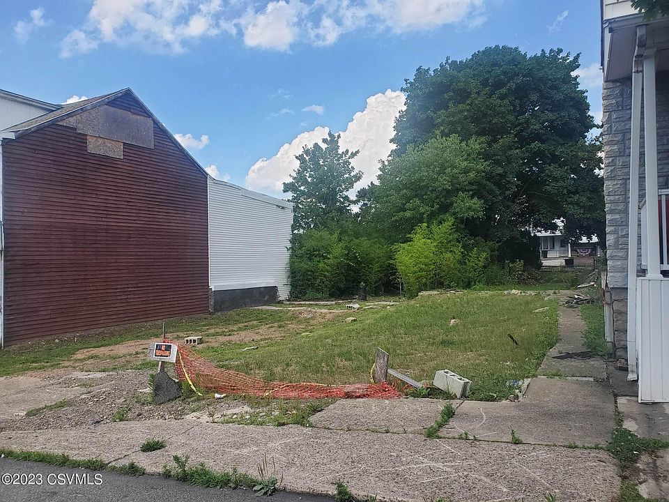 1st image of 237-239 S Poplar St