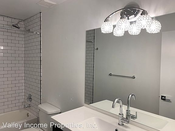 2nd image of 3212 N 37th St APT 06