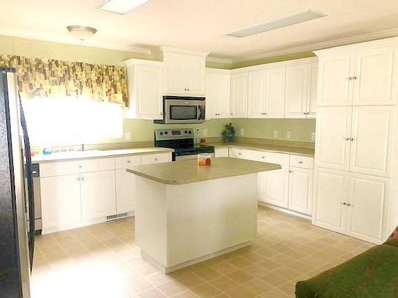 4th image of 386 Twin Vista Dr