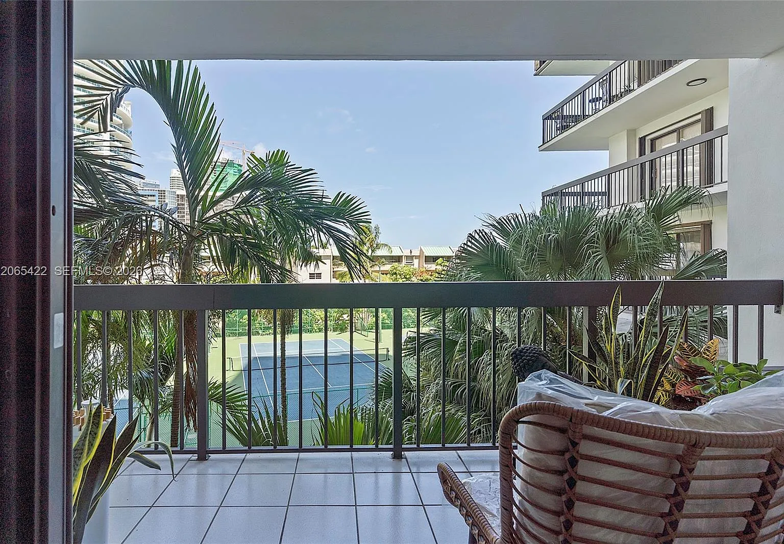 Brickell Bay Club Condo — Photo 2