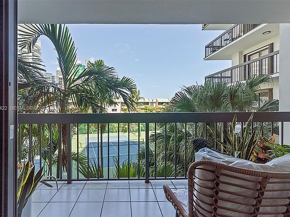 2nd image of 2333 Brickell Ave APT 315