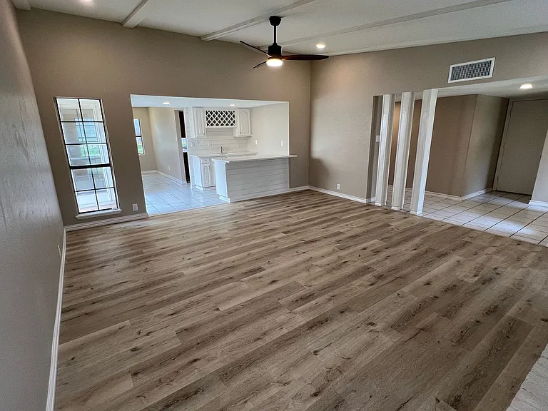 6700 Forestview Dr — Photo 7