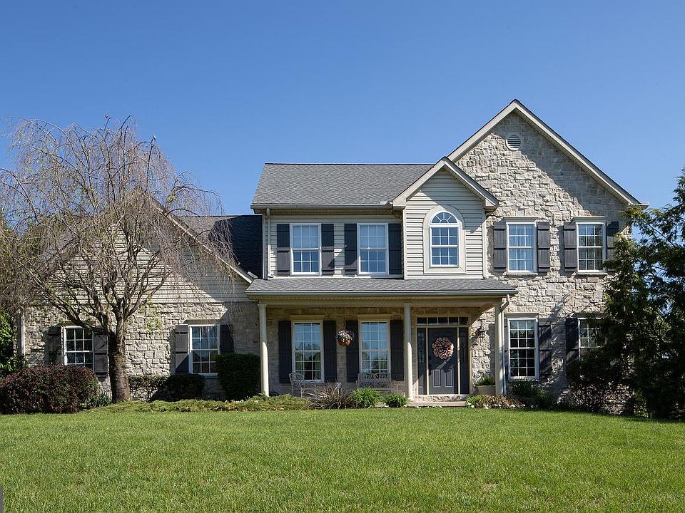 1st image of 114 Crabapple Ct