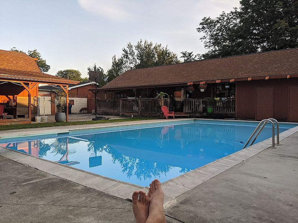 1st image of 4708 Wheaton Ln NW