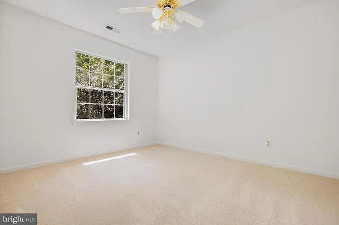 Valley View Dr — Photo 13
