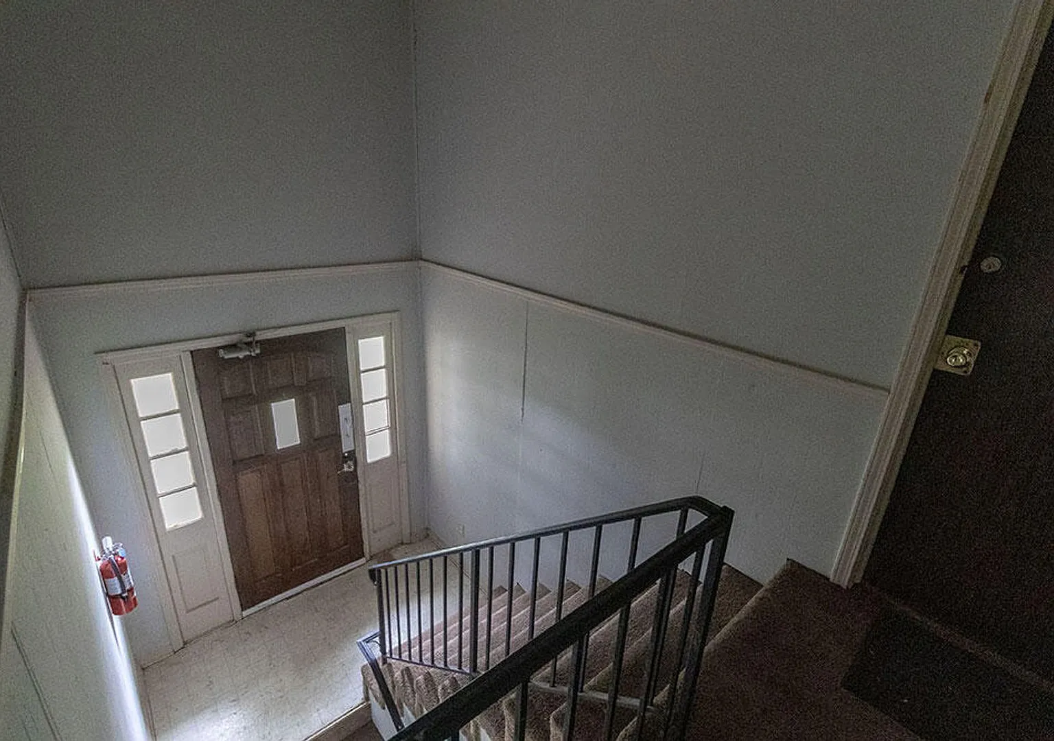 Two bedrooms, one bathroom — Photo 3