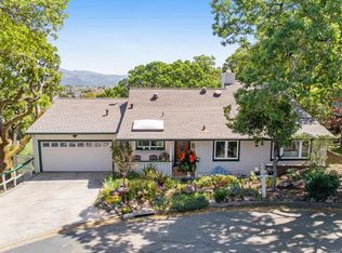 461 Singing Woods Ln, Santa Rosa, CA 95409