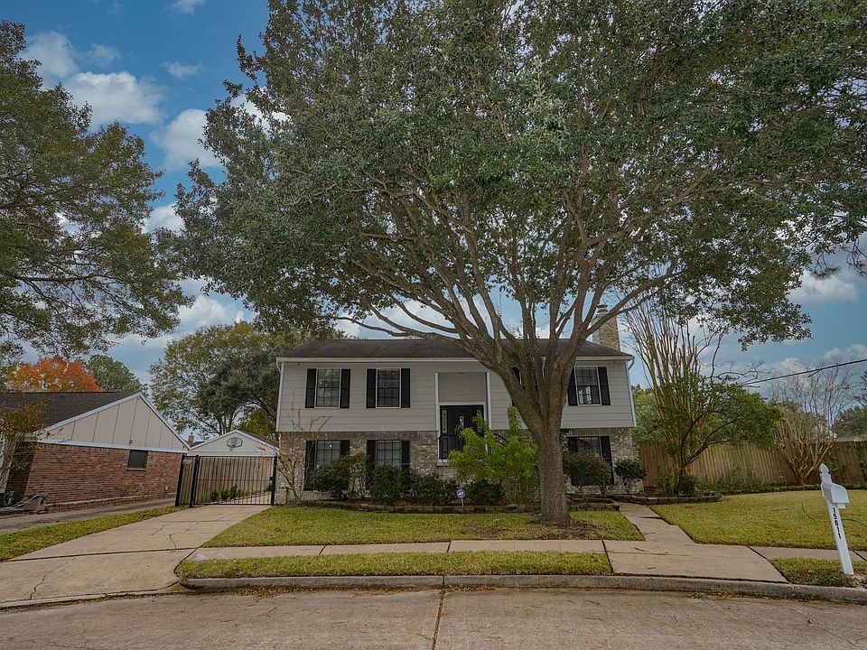 1st image of 15611 Windy Cove Dr