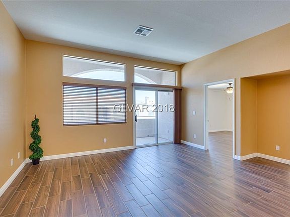 3rd image of 3125 N Buffalo Dr Unit 2077
