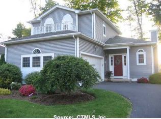 223 Hawthorne Dr, Berlin, CT 06037