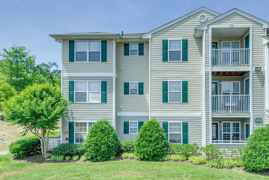 The Landings at Markhams Grant Apartments — Photo 2