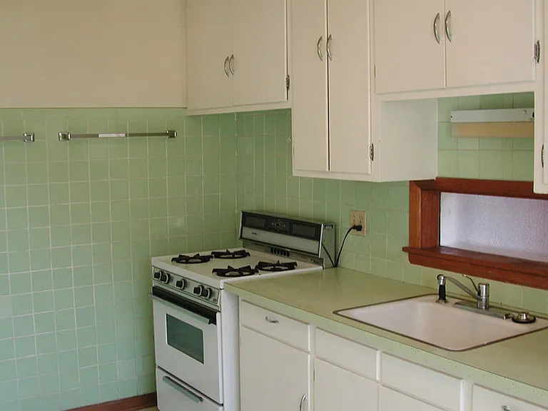 505-507 N Franklin Ave — Photo 6