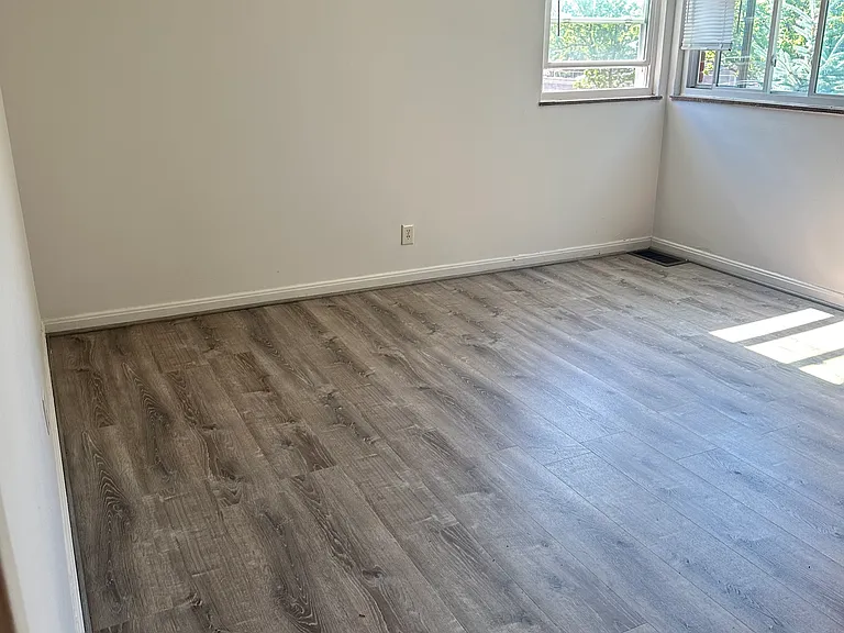 21011 Westway Dr #4 — Photo 22