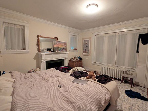 3rd image of 452 Park Dr APT 2A