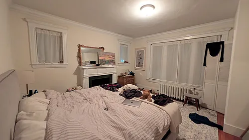 452 Park Dr Photo 1