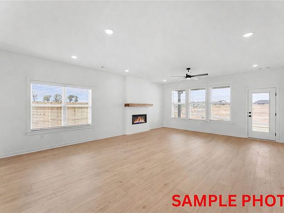 3rd image of 5905 SW Messenger Ave