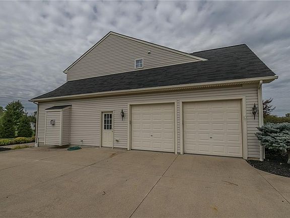 3rd image of 6506 Cobblefield Dr