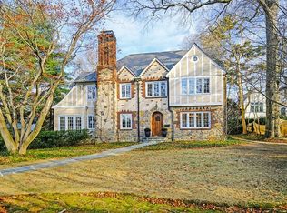 19 Wayside Ln, Scarsdale, NY 10583