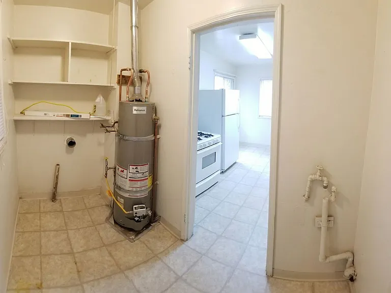410 Bristol Blvd — Photo 9