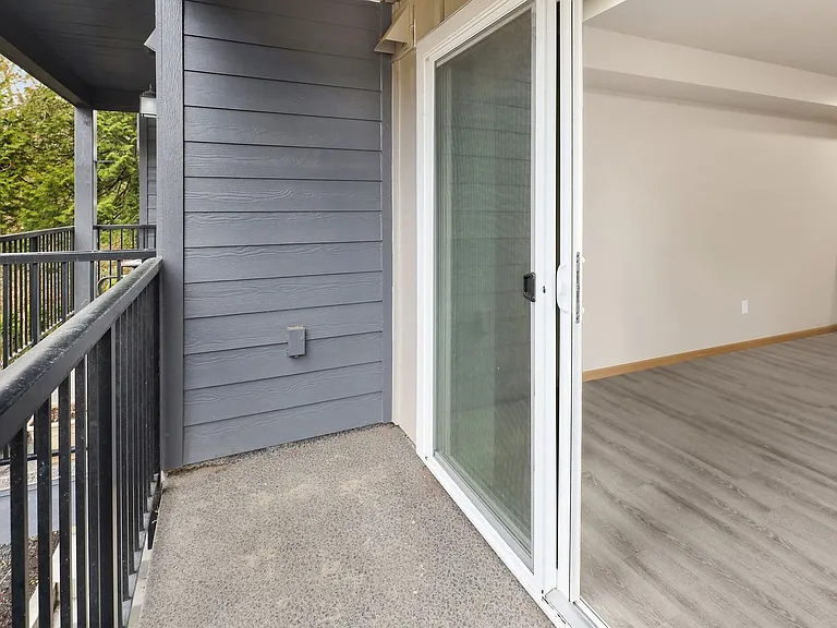 Tremezzo Apartments — Photo 76