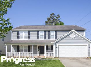 121 Wood Hollow Ct, Mount Holly, NC 28120