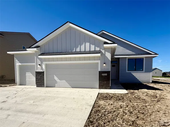 2524 NW North Creek Ct, Ankeny, IA 50023