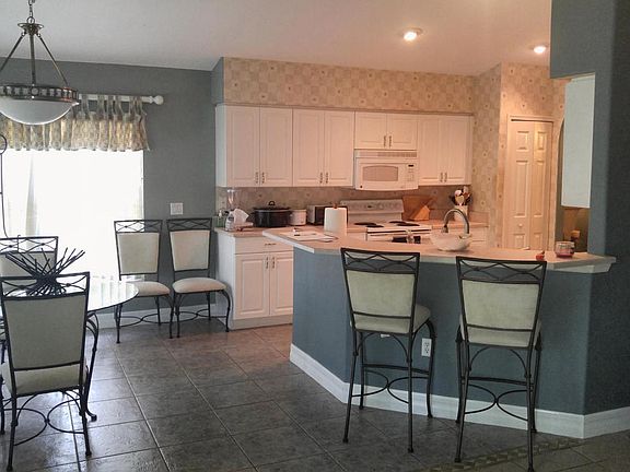 5th image of 48 Cormorant Cir
