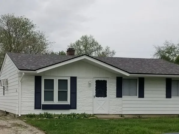 2856 Cardinal Dr, Decatur, IL 62526