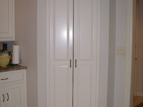 5th image of 2503 Wandering Springs St