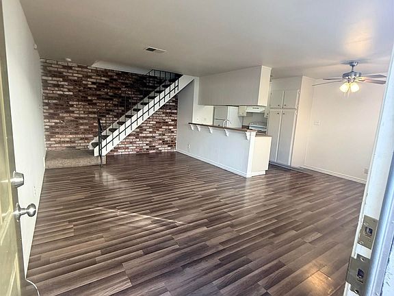 3rd image of 2108 Lemontree Way Unit 3