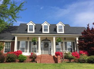 130 Applegate Dr, Conway, AR 72034