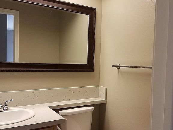 3rd image of 733 S Chapel Ave APT B