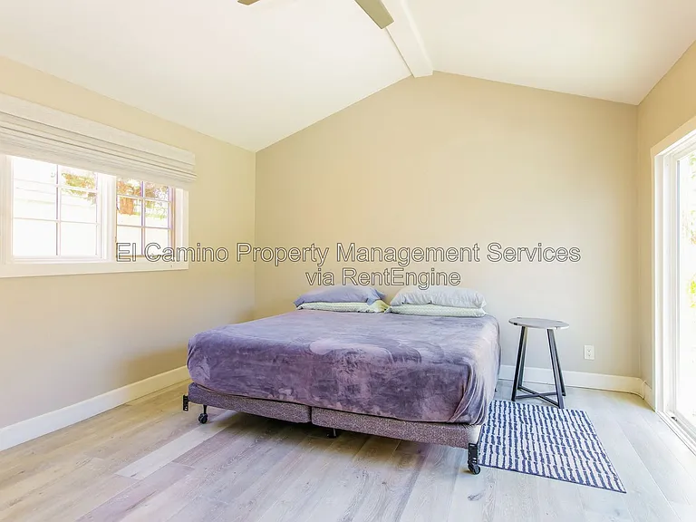 1728 Lake St — Photo 27