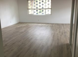 245 N Almont Dr APT 301, Beverly Hills, CA 90211