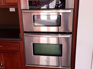 217 Springtree Ln, Cibolo, TX 78108