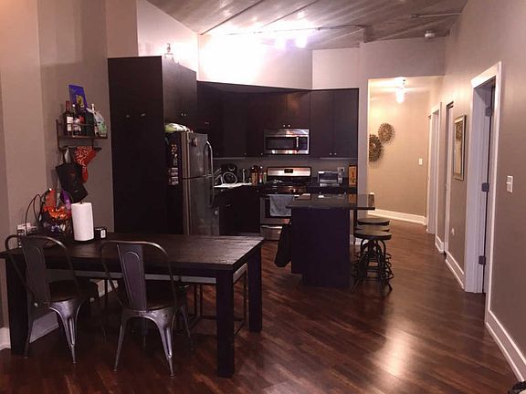5th image of 3201 W Leland Ave #37