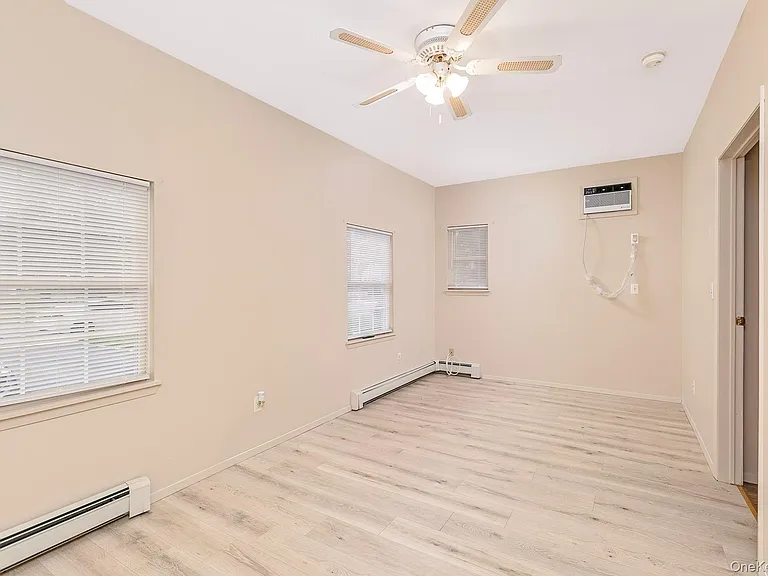 4 Brooktree Ct — Photo 12