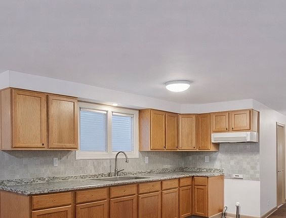 5th image of 4432 S Hermitage Ave