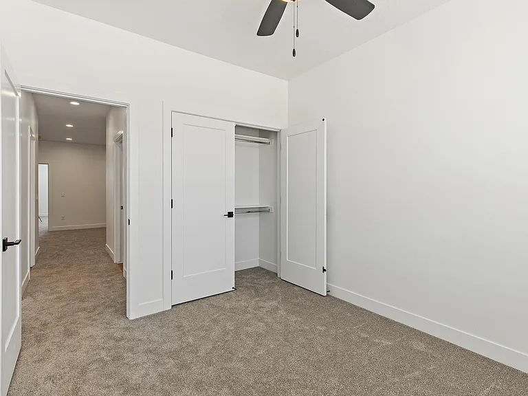 1082 W Albertine Ln #117 — Photo 27
