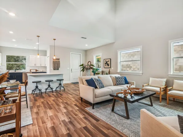 2917 W Walnut St, Tampa, FL 33607