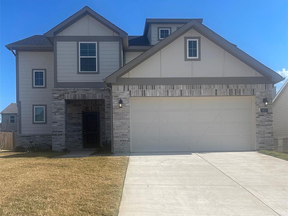 1st image of 917 Gambel Dr