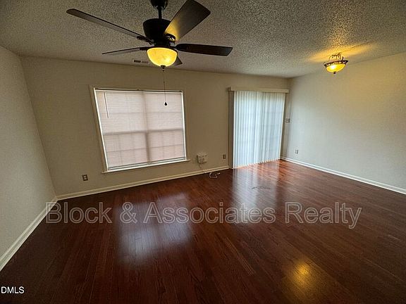 2nd image of 4804 Tanglewood Oaks