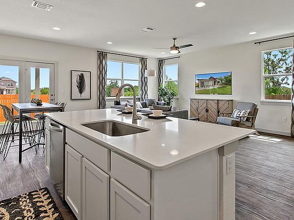 4th image of 4605 Oxgang Dr