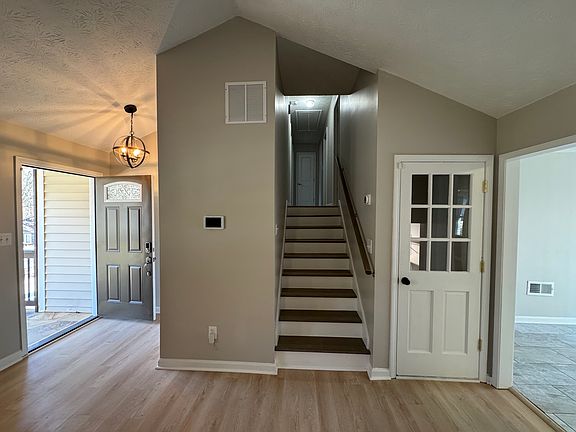 4th image of 2934 Wildflower Ln