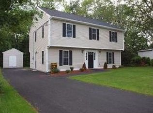 35 Rayburn Rd, Stoughton, MA 02072
