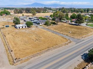 2541 S Fairfax Rd, Bakersfield, CA 93307