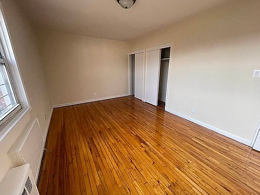 3rd image of 1429 Shore Pkwy APT 4L