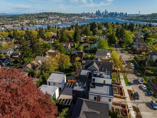 4120 Burke Avenue N, Seattle, WA 98103