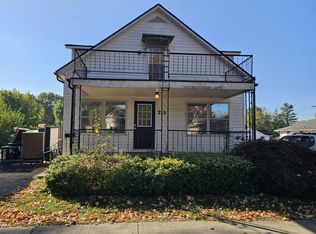 713.5 Marshall Ave #2, Mattoon, IL 61938